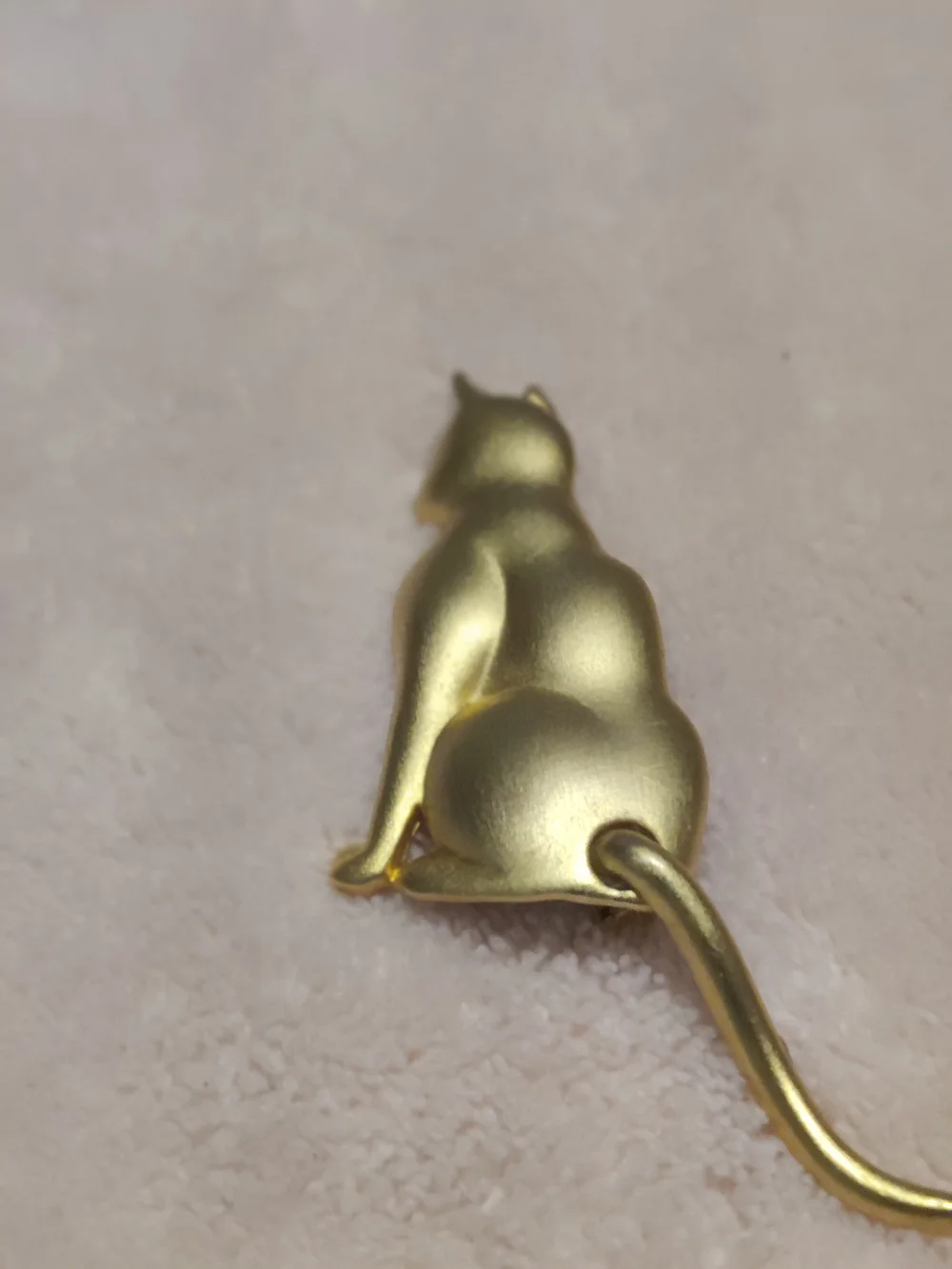 JJ Jonette elegant gold